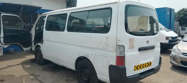 Nissan Caravan 2008 White