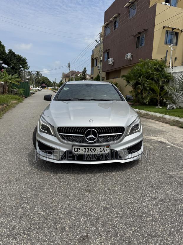 Mercedes-Benz CLA-Class CLA 180 d Sedan 2014 Silver