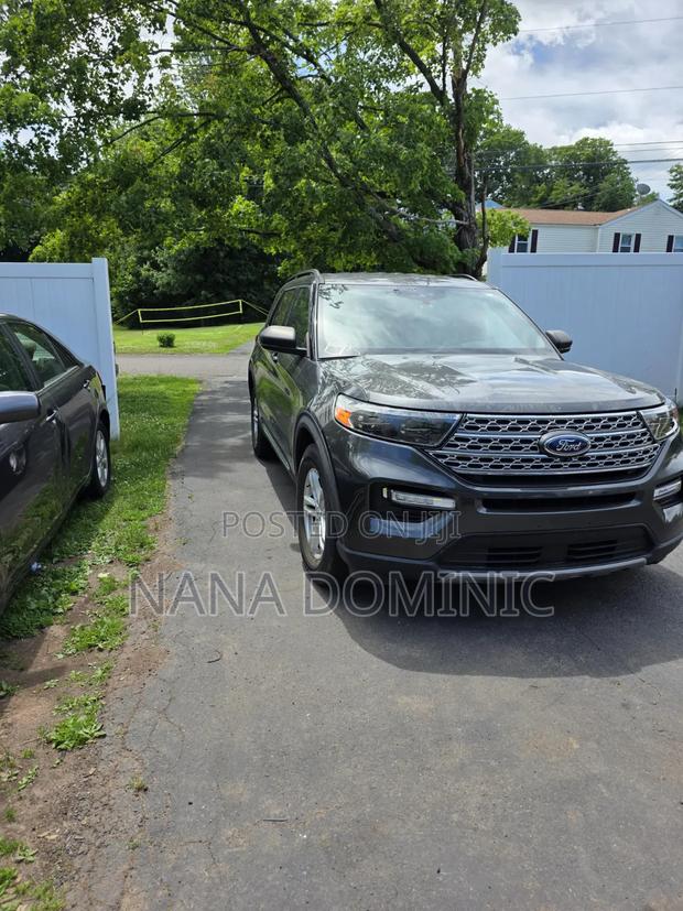 Ford Explorer Limited 4x4 2020 Gray