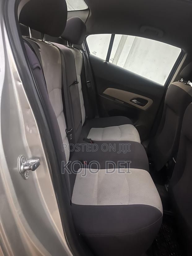 Chevrolet Cruze 2014 Silver