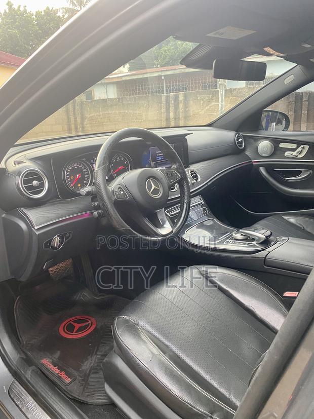 Mercedes-Benz E300 4Matic AWD Sedan (2.0L 4cyl 9A) 2017 Gray