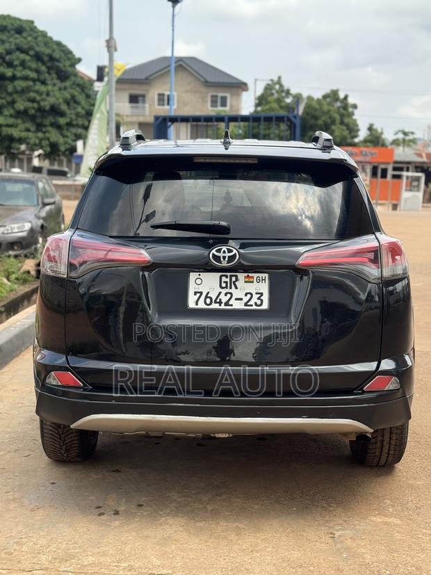 Toyota RAV4 2018 Black