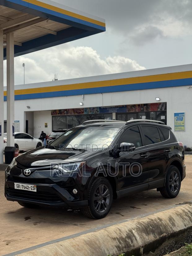 Toyota RAV4 2018 Black