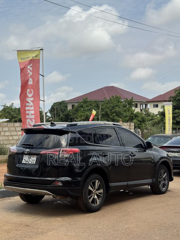 Toyota RAV4 2018 Black