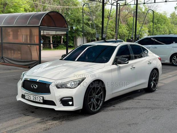 Infiniti Q50 2014 White