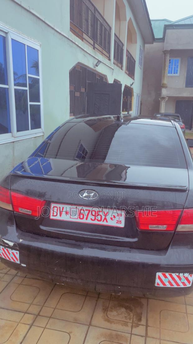 Hyundai Sonata 2011 Black