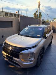 Mitsubishi Outlander SEL 2024 Silver for sale
