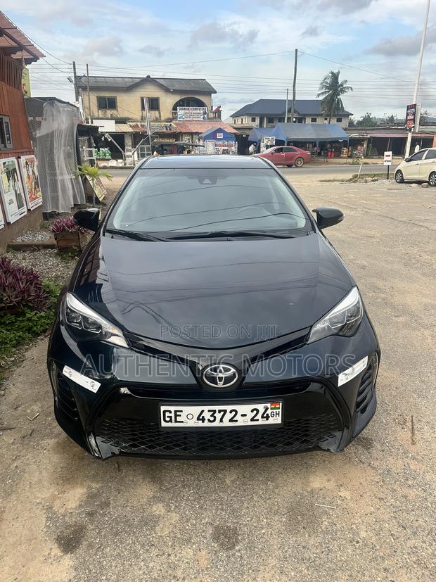 Toyota Corolla XSE (1.8L 4cyl 2A) 2018 Black