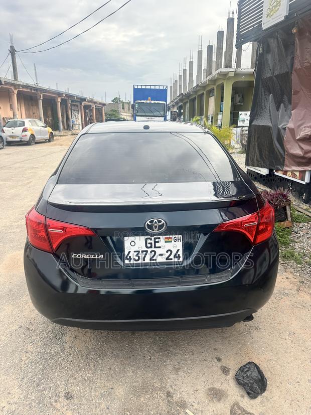 Toyota Corolla XSE (1.8L 4cyl 2A) 2018 Black