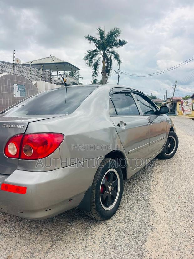 Toyota Corolla 2008 Gray