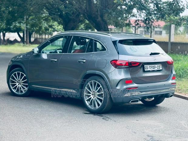 Mercedes-Benz GLA-Class 2022 Gray