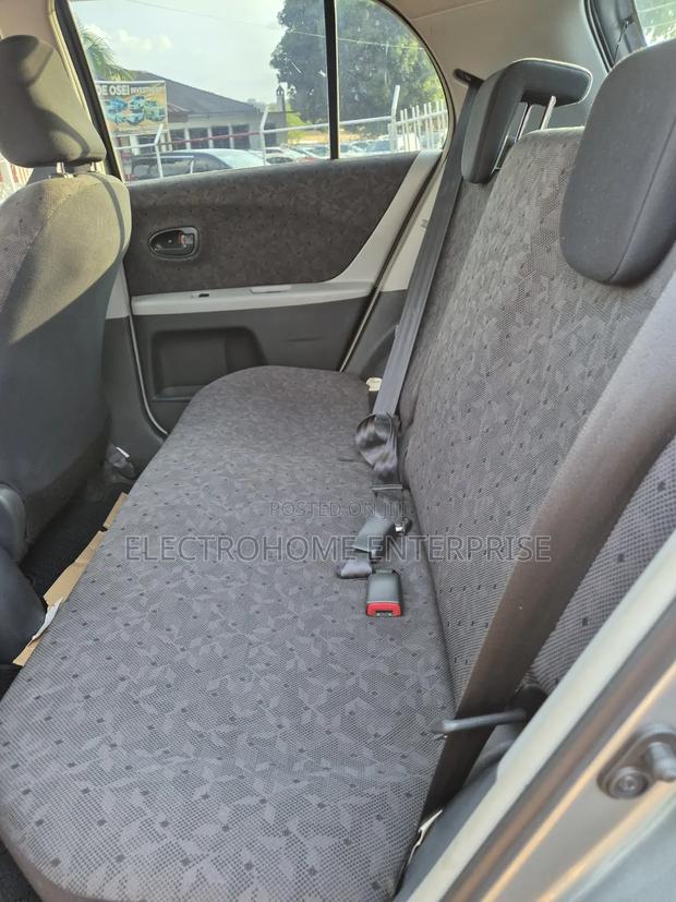 Toyota Vitz 2010 Gray