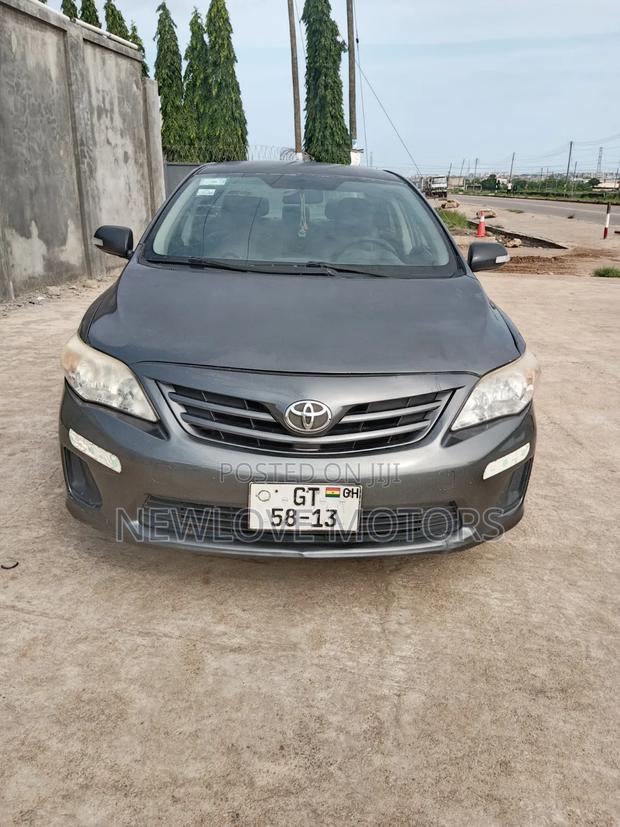 Toyota Corolla 2013 Gray