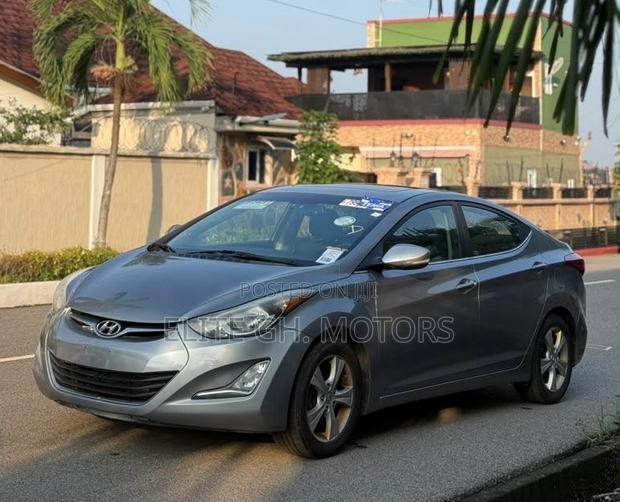Hyundai Elantra 2016 Silver