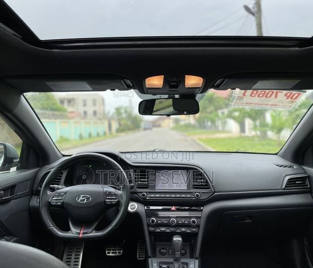Hyundai Elantra Sport 2020 Gray