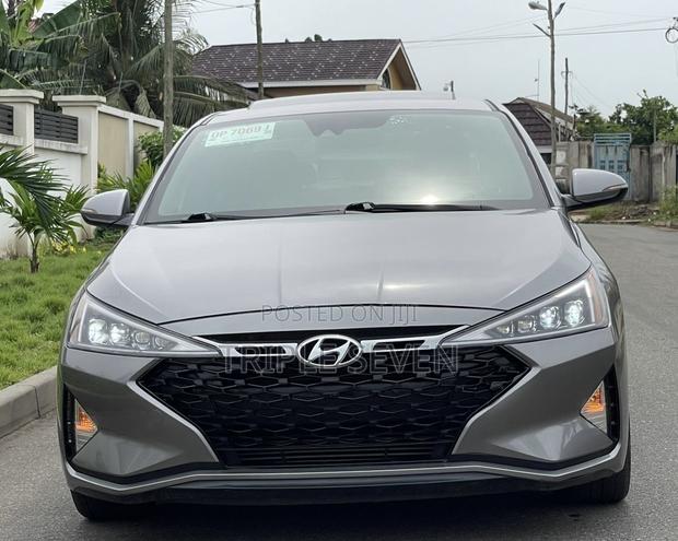Hyundai Elantra Sport 2020 Gray