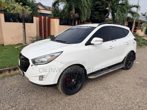 Hyundai Tucson GLS AWD 2012 White