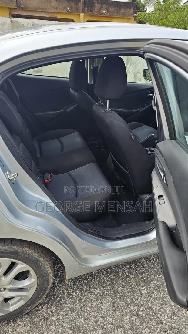 Toyota Yaris iA 1.5 FWD 2017 Silver