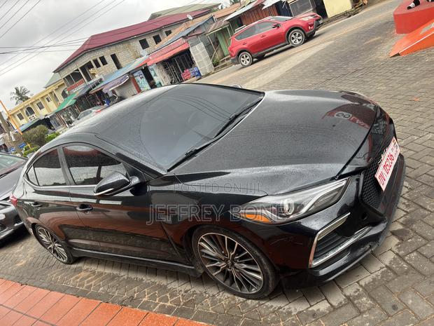 Hyundai Elantra Sport Sedan FWD (1.6L 4cyl 6M) 2017 Black