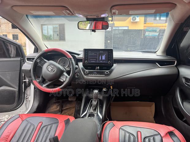 Toyota Corolla 2022 White