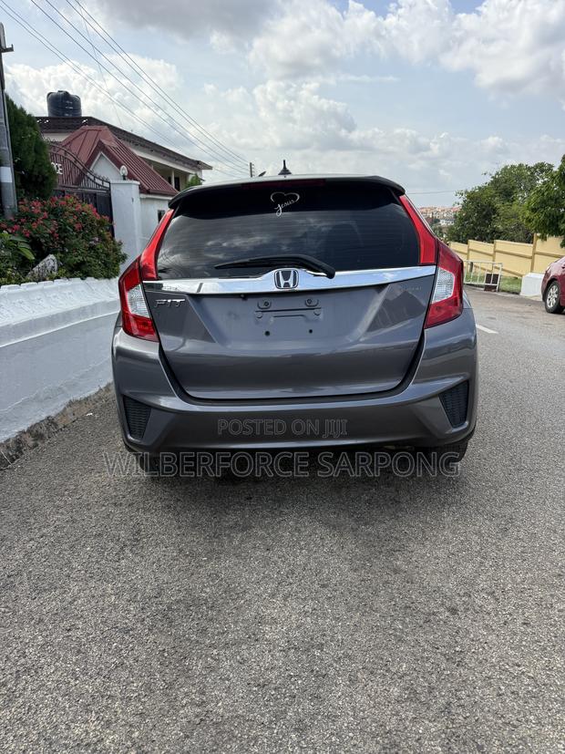 Honda Fit LX 4dr Hatchback (1.5L 4cyl 6M) 2015 Gray