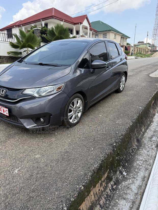 Honda Fit LX 4dr Hatchback (1.5L 4cyl 6M) 2015 Gray