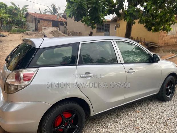 Toyota Matrix 2011 Silver