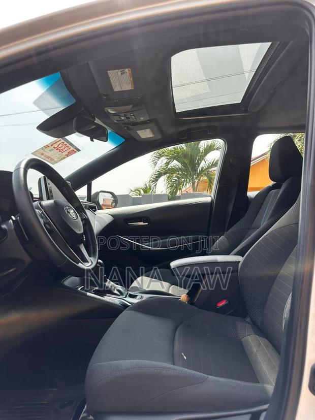 Toyota Corolla SE 2021 Silver