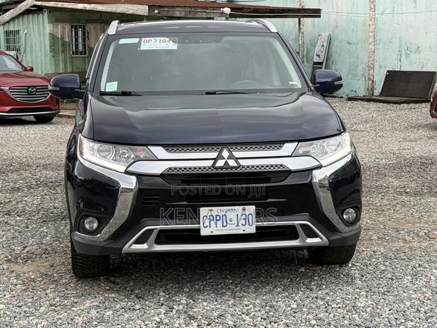 Mitsubishi Outlander SE AWC 2019 Blue