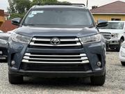 Toyota Highlander XLE 2019 Blue for sale