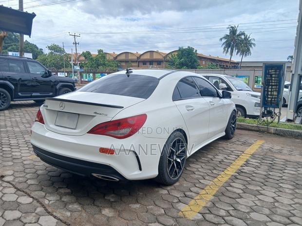 Mercedes-Benz C250 2018 White