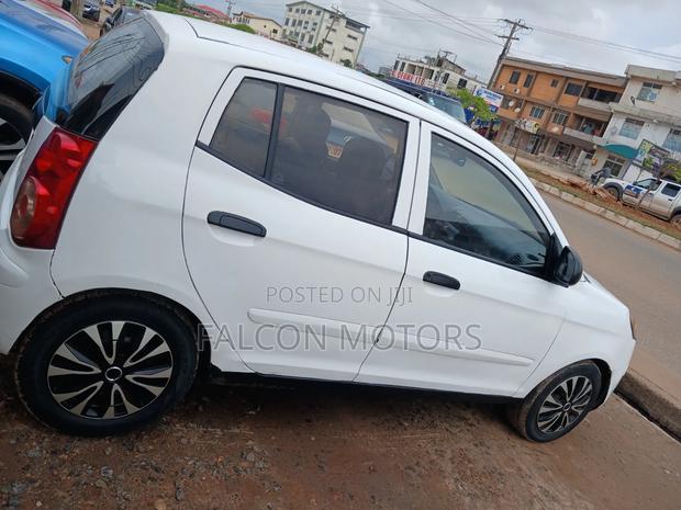 Kia Morning 2010 White