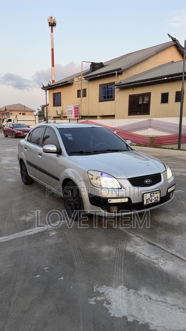 Kia Rio 2010 Silver
