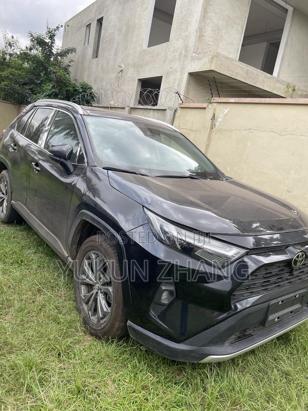 Toyota RAV4 2024 Black