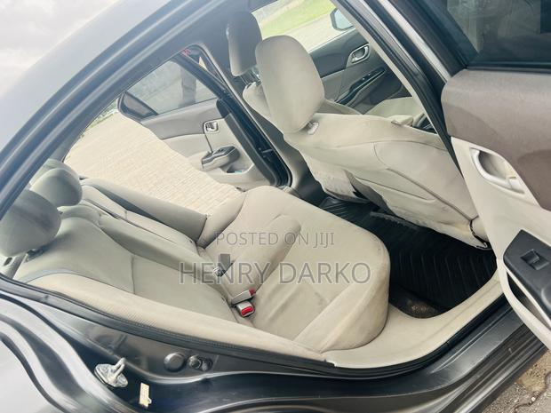 Honda Civic 2012 Gray