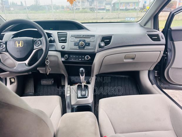 Honda Civic 2012 Gray