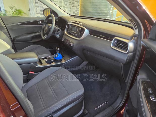 Kia Sorento 2.4L LX AWD 2017 Brown