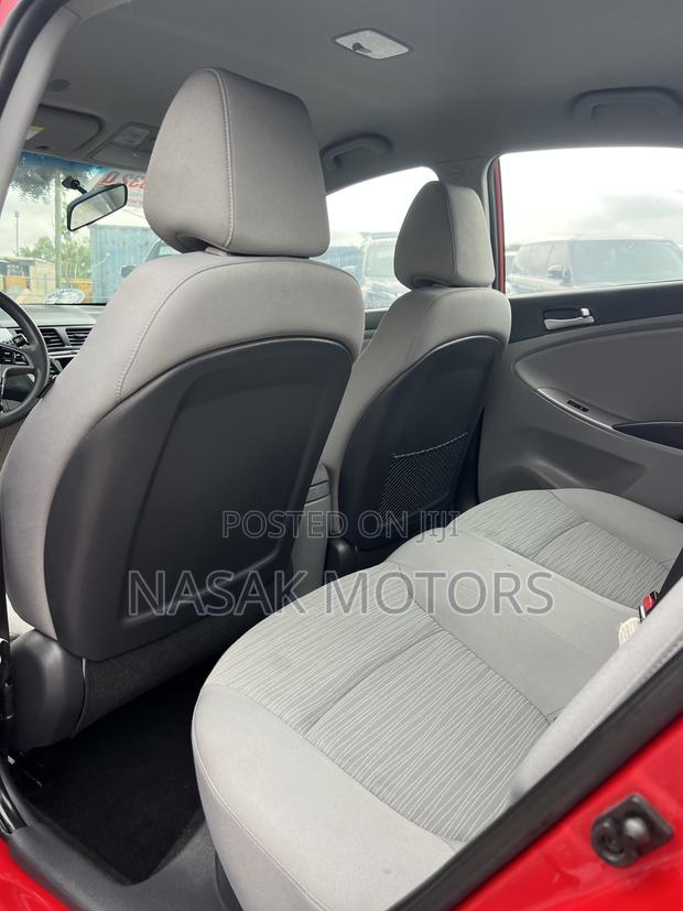 Hyundai Accent SE Sedan 2016 Red
