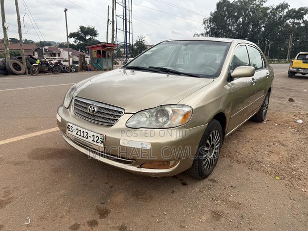 Toyota Corolla 2006 Gold