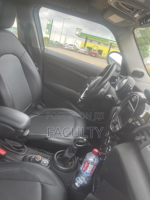 Mini Cooper 2017 Gray