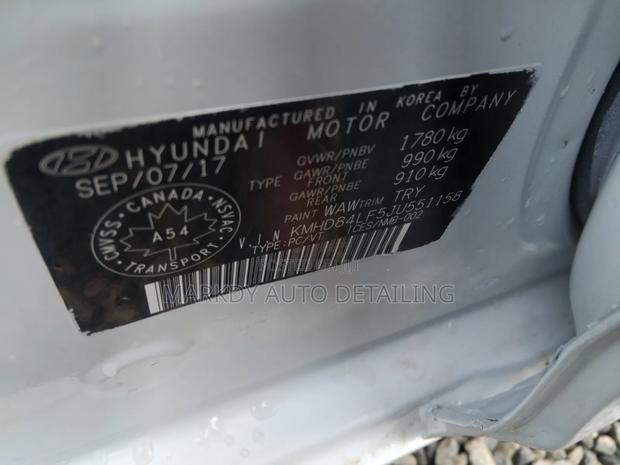 Hyundai Elantra 2017 White