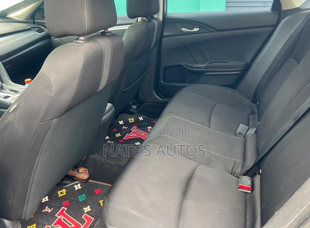 Honda Civic EX 4dr Hatchback (1.5L 4cyl) 2017 Black