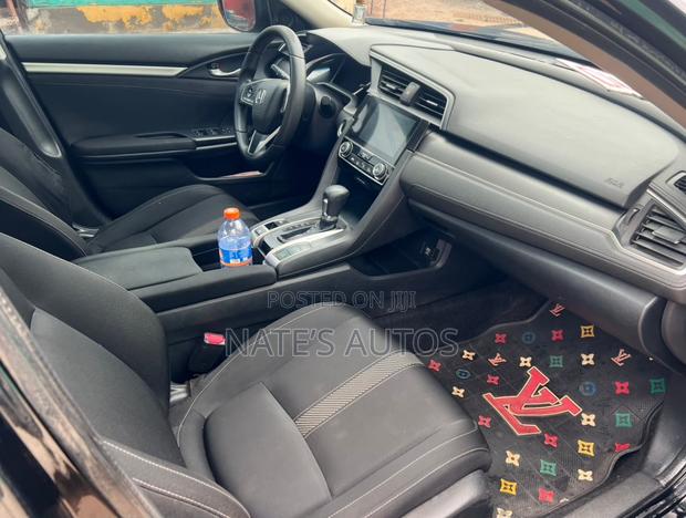 Honda Civic EX 4dr Hatchback (1.5L 4cyl) 2017 Black