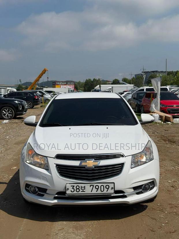 Chevrolet Cruze 2014 White