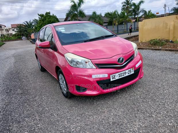 Toyota Vitz 2013 Pink
