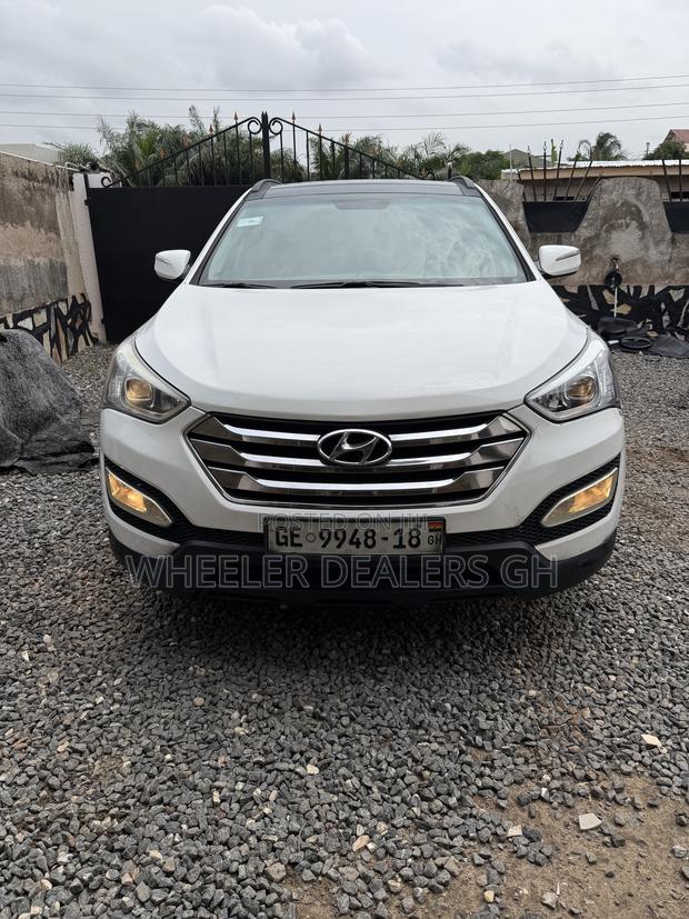 Hyundai Santa Fe 2014 White