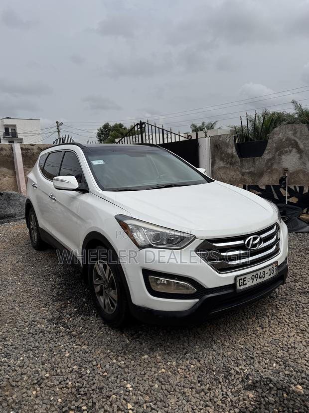Hyundai Santa Fe 2014 White