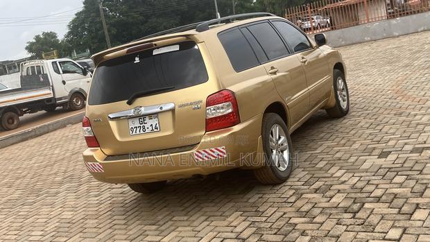 Toyota Highlander 2007 Brown