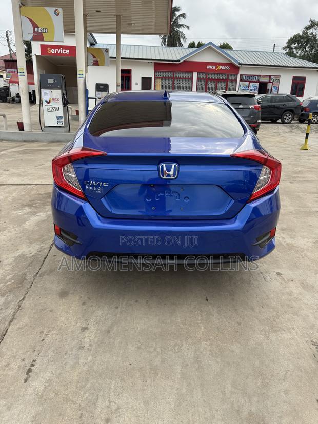 Honda Civic EX 4dr Sedan (2.0L 4cyl) 2017 Blue