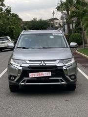 Mitsubishi Outlander SEL AWC 2019 Silver for sale
